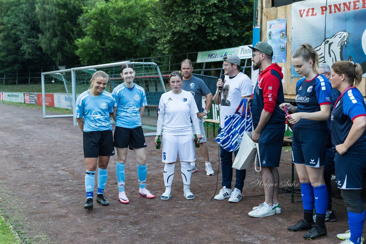 Bild 102 - Loewinnen Cup
